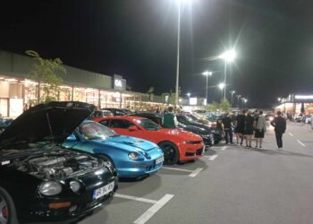 Vinerea pasionaților auto