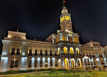 De la AGERPRESS aflăm că: Familia cere despăgubiri de un milion de euro Primăriei în „cazul Vişinel”