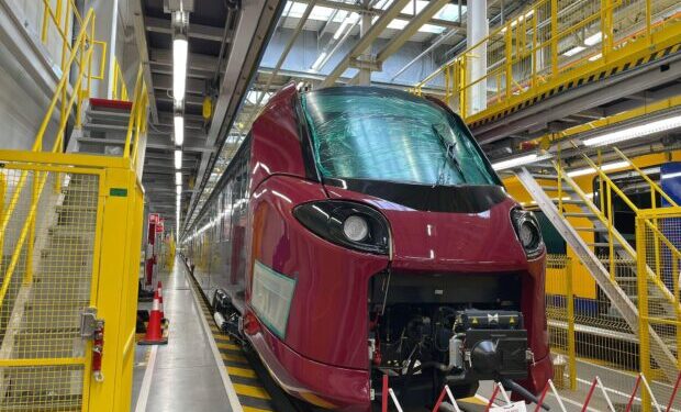 Noile trenuri electrice pentru călători vor ajunge în Timișoara și Reșița