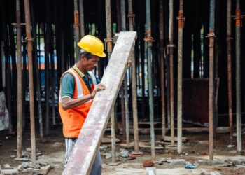 Din Nepal, la muncă în Timiș