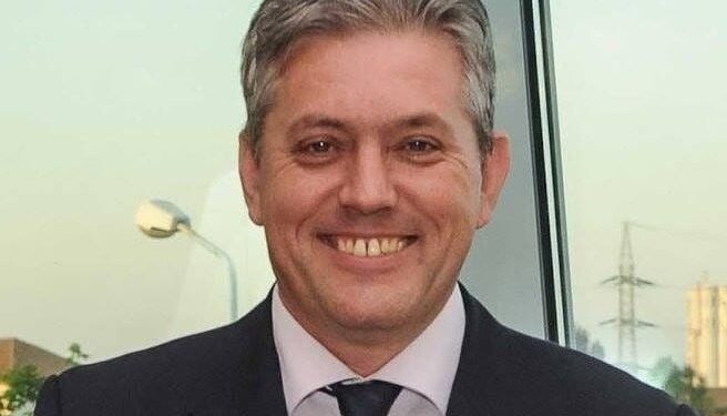 Feriți-vă de șarlatani!