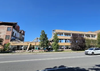 Gică Popescu construiește un complex comercial peste ruinele unei fabrici comuniste din Hunedoara