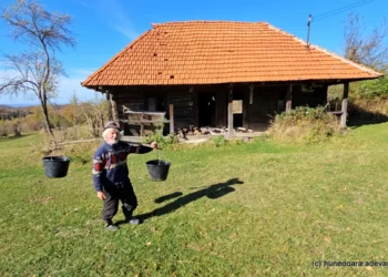 Cele mai vechi sate de munte riscă să dispară. „Degeaba sunt minunate, dacă vom rămâne fără apă”.
