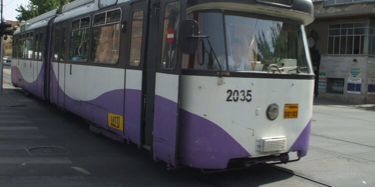 Se modifică traseele liniilor 5 și S10