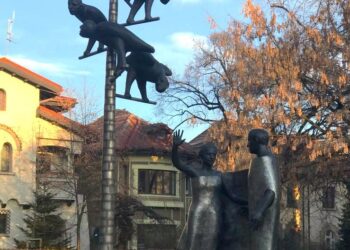 Grup statuar Lovinescu-Ierunca, dezvelit în cartierul Cotroceni