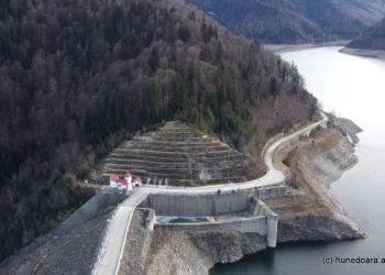 Cel mai riscant drum din Retezat va fi modernizat.