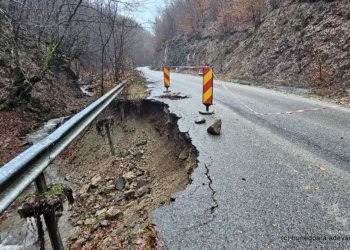 Drumul spectaculos din Munții Poiana Ruscă devastat de alunecări de teren