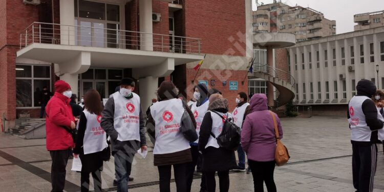 Sindicatele din Sănătatea cărășeană se pregătesc de declanșarea conflictului de muncă