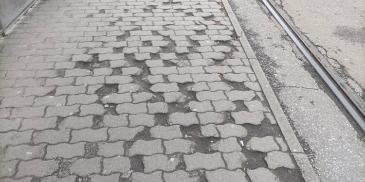 Fritz, fă trotuarul!