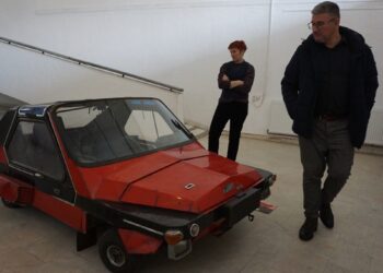 Prima mașină aerodinamică din lume, la muzeul reșițean