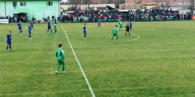 Dumbrăvița, Reșița și Corvinul, start pe teren propriu în partea a doua din Liga 2