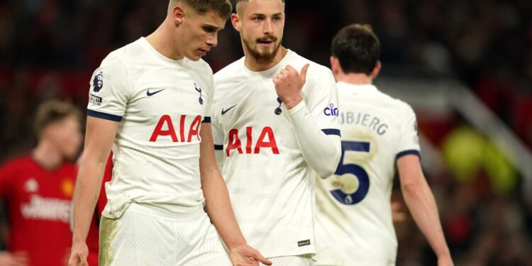 „Drăgușin trebuie să fie răbdător”, spun englezii