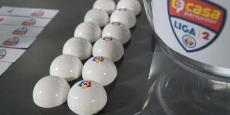 Prin tragere la sorți, au fost stabilite jocurile din play-off-ul și play-out-ul ligii secunde de fotbal! Corvinul Hunedoara și CSM Reșița, pe teren propriu, CSC Dumbrăvița, în deplasare, în prima etapă a părții a doua