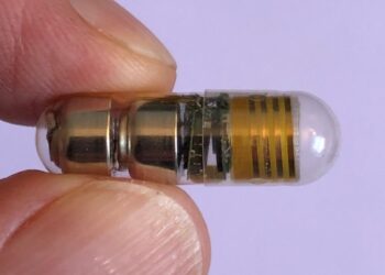 Capsula cu senzori minusculi