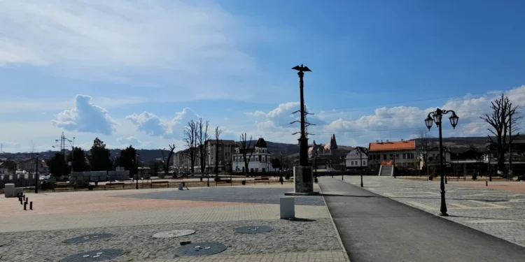 Cum s-a transformat centrul istoric din Hunedoara, la un an de la intrarea în șantier