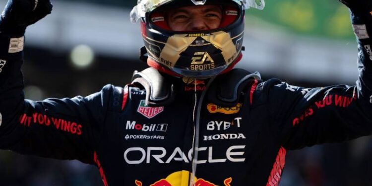 Max Verstappen, victorie facilă în Japonia, acum pentru Marele Premiu al Chinei