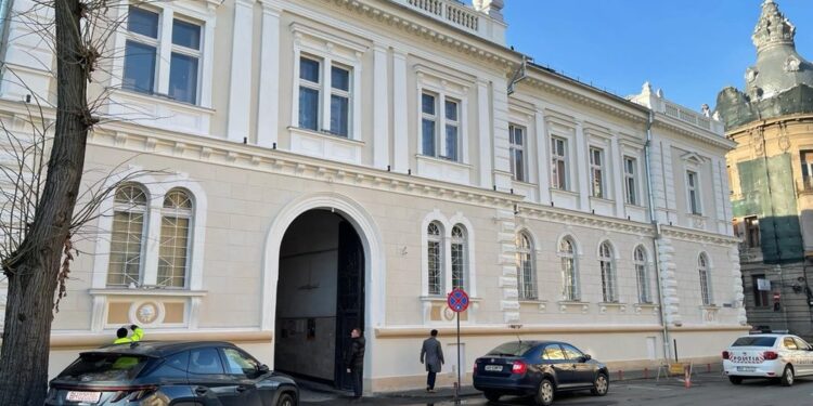 Flagrant în Arad: A cerut 5.000 de euro unei femei pentru a-i elibera soțul din arest