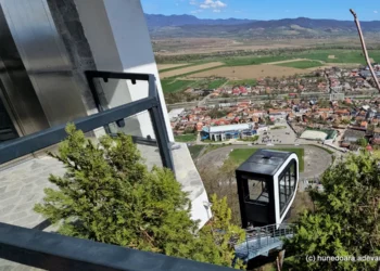 Telecabina de patru milioane de euro din Deva stârnește controverse. S-a defectat de mai multe ori, deja