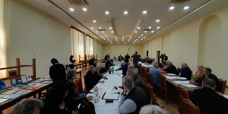 Simpozion internațional în Serbia