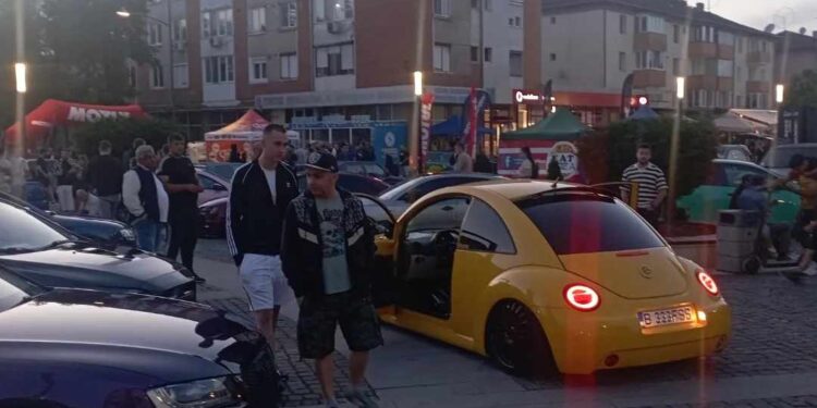 Tuning Show pe Pietonala Corvin în Hunedoara