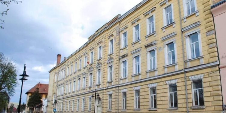 Liceul „Sever Bocu” din Lipova va fi reabilitat 