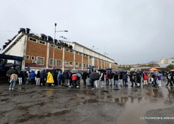 Paradoxul Corvinul Hunedoara, finalistă a Cupei României. Performanță în stadionul de lumea a treia