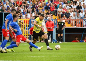 La capătul celor două manșe ale finalei de promovare în Liga 2, CSC Ghiroda și Giarmata Vii pierde dramatic dreptul de a juca în cel de-al doilea eșalon de fotbal al României