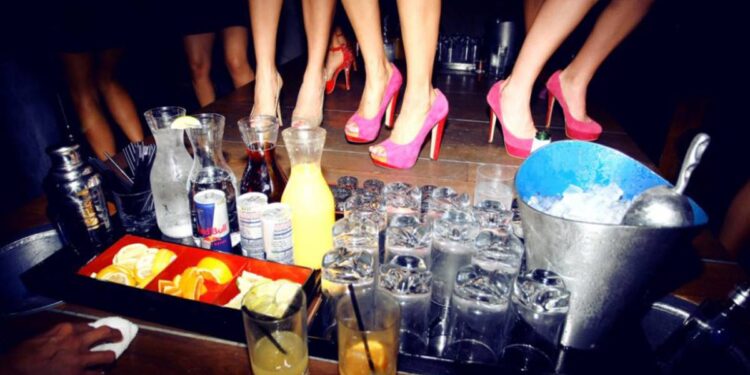 Cluburile și ruina personală