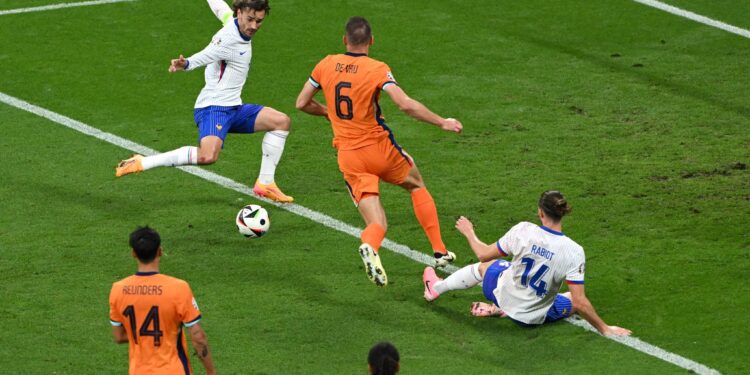 Remiză albă între Olanda și Franța în Grupa D la EURO 2024, prima egalitate de la acest turneu final