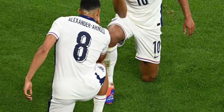 Victorie chinuită pentru englezi la debutul lor la EURO 2024