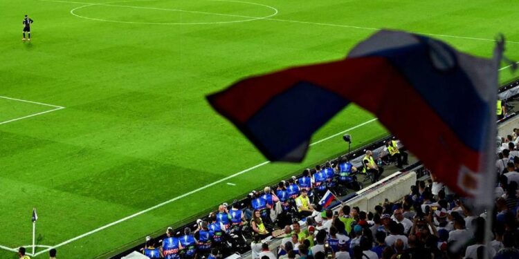 Fără goluri în ultima etapă a grupei C. Anglia a încheiat pe primul loc, Danemarca și Slovenia pe locurile 2 și 3, Serbia a încheiat turneul pe locul 4