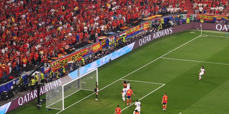 Spania oferă o nouă lecție de fotbal, învinge Franța și pentru a cincea oară joacă o finală la EURO