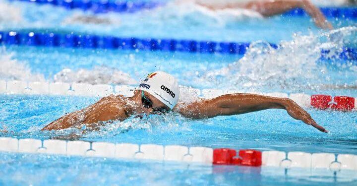 Campionul Olimpic David Popovici s-a calificat în finala de 100 metri liber