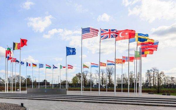 Summit NATO, fără invitaţie de aderare pentru Ucraina