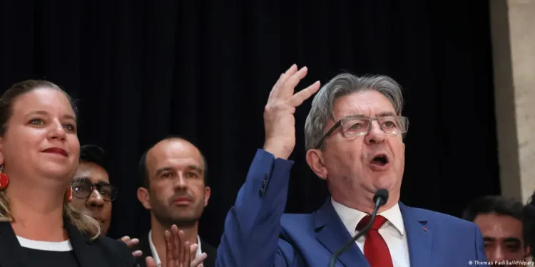 Stânga câştigă alegerile în Franţa