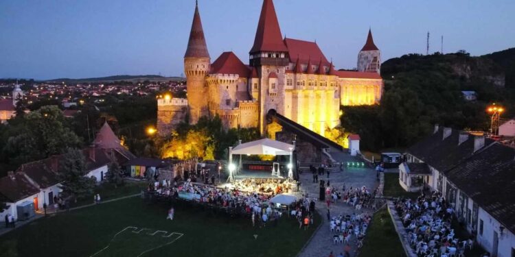 Festivalul Opera Nights la Hunedoara