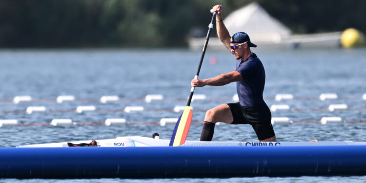 Cu un nou record olimpic, Cătălin Chirilă s-a calificat în semifinalele probei de canoe simplu pe distanța de 1000 m