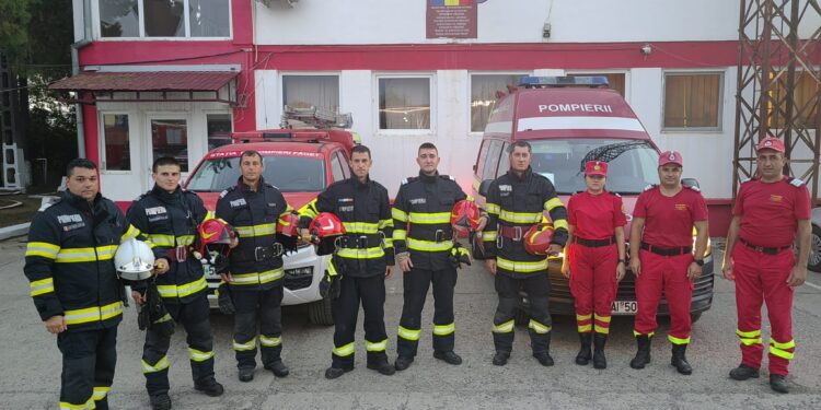 Pompierii au scos cu succes o femeie dintr-o fântână de 15 metri în Dumbrava