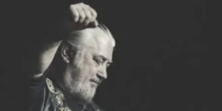 Fondatorul și liderul formației „Phoenix”, Nicu Covaci, a fost înhumat în Cimitirul Eroilor din Timișoara