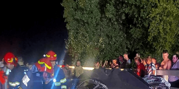 Tragedie la Geoagiu: Cinci Tineri Morți într-un Accident Rutier