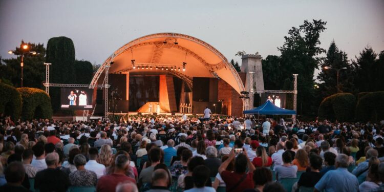 „Nabucco” va răsuna pe scena din Parcul Rozelor în prima zi a lunii septembrie