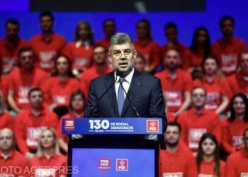 Aici, Dar, Mai Ales, Acolo