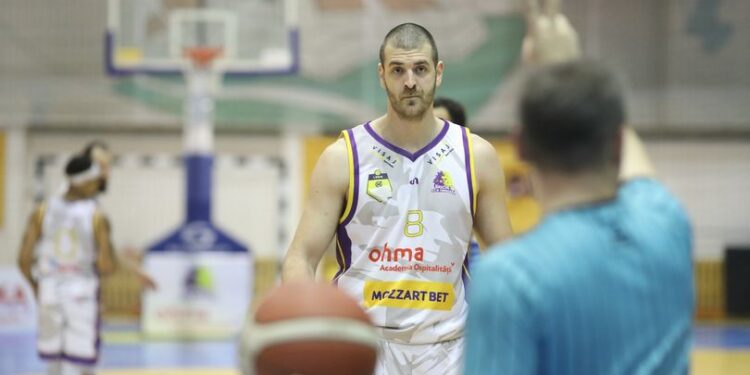 Baschetbaliștii timișoreni cedează la București