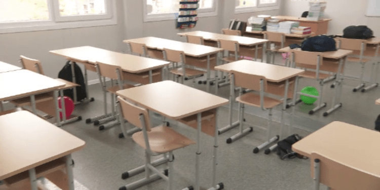 Profesoară rănită într-o școală din Arad