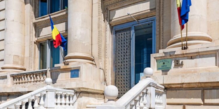 CCR sabotează democrația