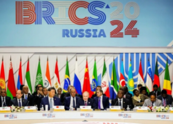 Poate fi detronat dolarul?