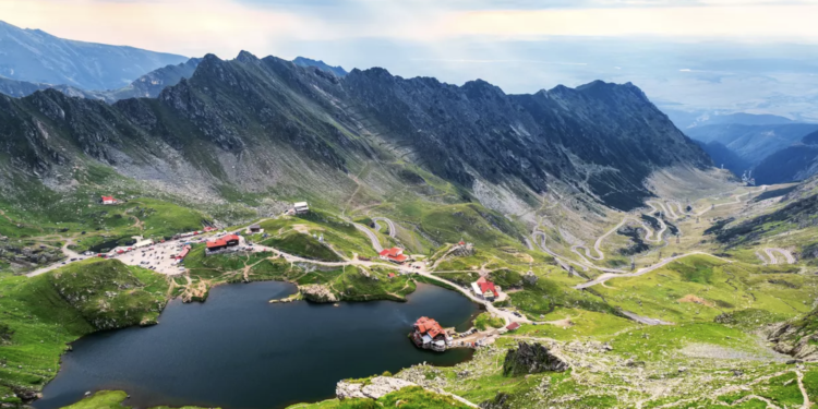 România, în topul destinațiilor de călătorie pentru 2025, conform Vogue