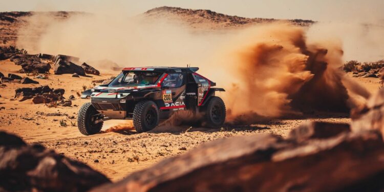 Victorie pentru mașina Dacia în Raliul Dakar.
