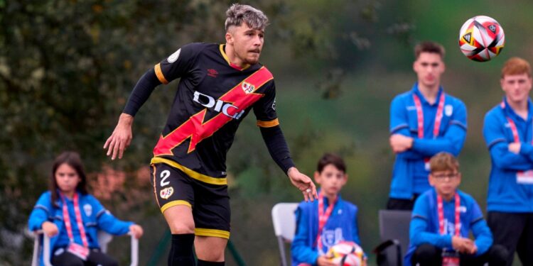 Andrei Rațiu, jucătorul cheie în victoria lui Rayo Vallecano