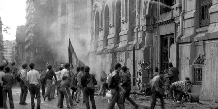 Ion Iliescu și Petre Roman, inculpați din nou în dosarul Mineriadei